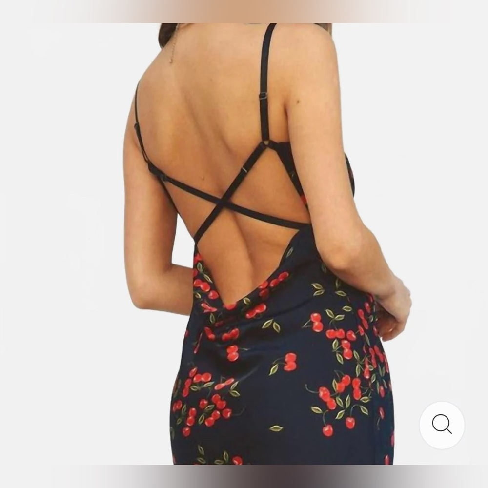 NWT Women’s Dress Forum Black Dress with Red Cherry Print Size Medium - Picture 5 of 5